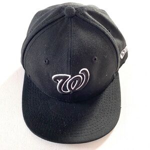 Washington Nationals New Era 9Fifty Black Logo White Outline Snapback kids hat